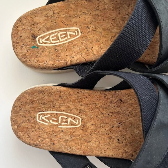 New! Keen Elle Mixed Slide in Black and Cork | Size 7 - Picture 3 of 7